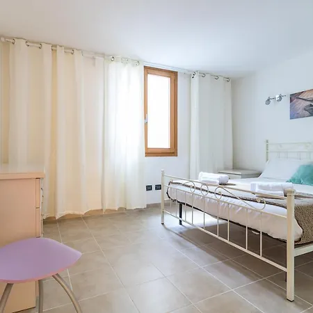 Apartment Gli Ulivi 4 In Tremezzina تريميتْسّو