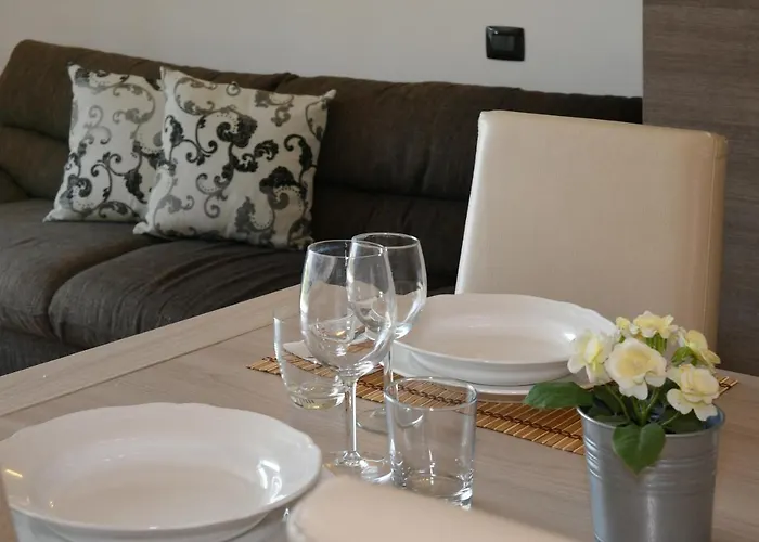 Apartment Gli Ulivi 4 In Tremezzina * Tremezzo